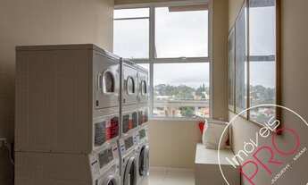 Imagem 4: Prédio Moderno - Apto bem decorado fino acabamento! Sala integrada varanda fechada de vidr