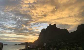 Imagem 7: Excelente imóvel com vista indevassavel para São Conrado claro, arejado em condomínio fec