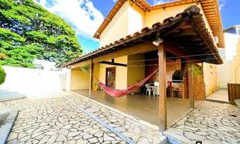 Imagem 5: Casa para venda tem 215 metros quadrados com 3 quartos em Santa Amélia - Belo Horizonte