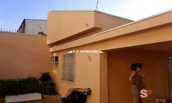 Imagem 2: Casa Térrea para Locação no bairro Carandiru, 3 dorm, 2 vagas, 250 mREFRAF Não perca essa