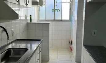 Imagem 4: VilaInglesa primeiro andar, sol da manha, sacada