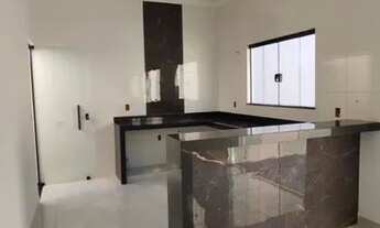 Imagem 7: CASA EM RUA PUBLICA