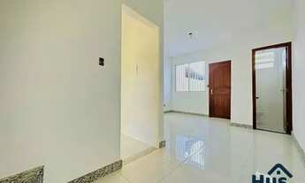 Imagem 7: Casa Duplex com Entrada Individual com 2 Quartos com Armários e 1 Vaga no Bairro Santa Amé