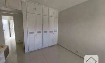 Imagem 3: Casa em rua pública