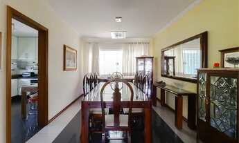 Imagem 3: Terrea, frente a Praça, com entrada independente para seu escritorio! É só mudar, esta pro