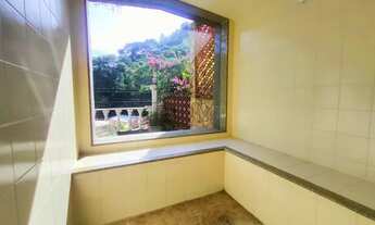 Imagem 5: Casa com 05 quartos em Itaipava