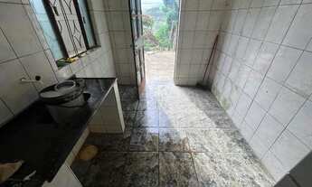 Imagem 3: Casa baixa com 3 quartos e quintal no bairro Planalto - Governador Valadares - MG