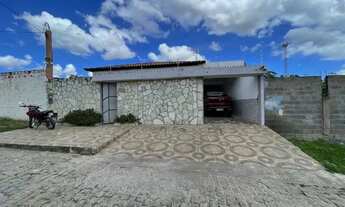 Imagem: Casa 2/3 sendo 2 suítes, a poucos metros