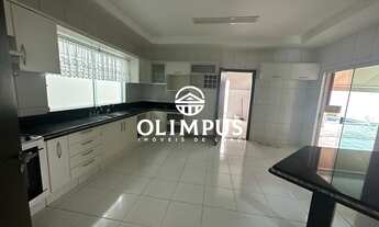 Imagem 7: Casa de condomínio sobrado para aluguel possui 360 metros quadrados com 4 quartos