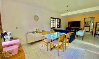 Imagem 3: Casa duplex condominio, 4/4 sendo 4 suítes, escritório, dependência c/wc, lavabo, financia