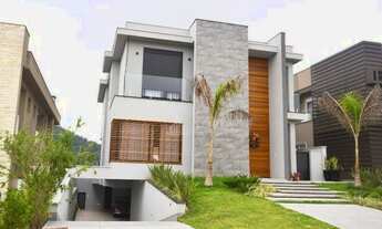 Imagem: Casa mobiliada com 4 suítes, 446 m²