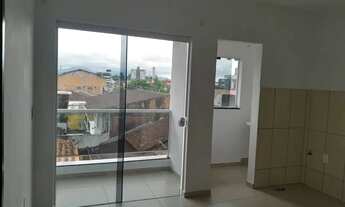 Imagem 5: Apartamento 1Q no Iririú / Boa Vista, garagem coberta e Wi-Fi incluso. <br&gt