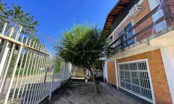 Imagem 4: Casa de condomínio Village 2 sobrado para venda possui 128 metros quadrados com 3 quartos