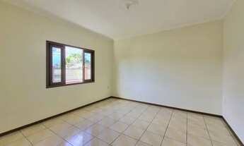 Imagem 5: Casa residencial com 3 quartos para alugar por R$ 2800.00, 214.00 m2 - ESPINHEIROS - JOINV