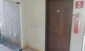 Imagem 2: Dourados - Apartamento Padrão - Chácara - Parte