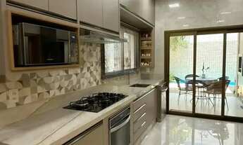 Imagem 7: Térrea para venda possui 189 metros quadrados com 3 quartos em Condomínio Belvedere II - C