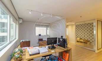 Imagem 2: Conjunto comercial à venda e locação em Moema Pássaros, com 38m², 1 sala e 1 vaga!