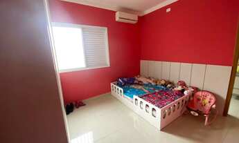 Imagem: Casa com piscina Guilhermina