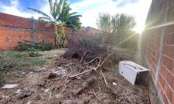 Imagem: Lote no Arapoanga Próximo Esteves