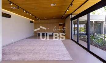 Imagem 7: Casa Semi-Térrea com Elevador no Jardins Munique