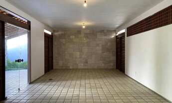 Imagem: Térrea para venda possui 450 metros quadrados