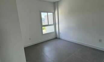 Imagem 2: Sobrado com 3 dormitórios sendo 1 suíte e 2 vagas de garagem no Bairro Espinheiros em Itaj