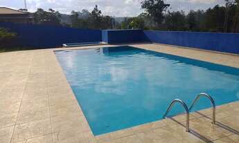 Imagem: Casa com piscina para finais de semana e