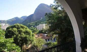 Imagem 2: Casa com quintal, piscina e área gourmet ? um refúgio no Grajaú