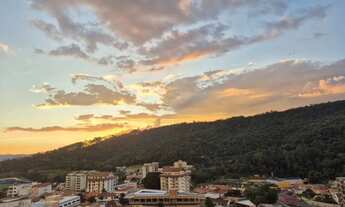 Imagem 3: Apartamento no último andar com 70m² para venda no centro