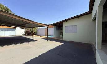 Imagem 2: Casa com Piscina - Araraquara