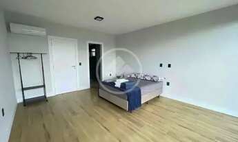 Imagem 6: HG Casa a venda no Centro de Florianópolis 3 suites 4 Vagas e Piscina com vista para beira