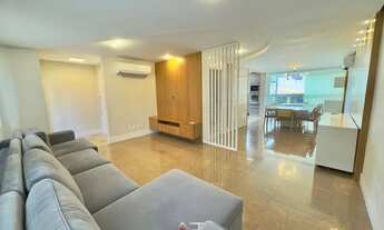 Imagem 2: Casa na Mata da Praia: Lazer Privativo, Energia Solar em Rua Sem Saída a 3 min do Mar!