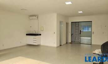 Imagem 7: Casa com 1 Quarto(s) e 1 banheiro(s) para Alugar, 124 m² por R$ 1600 / Mês