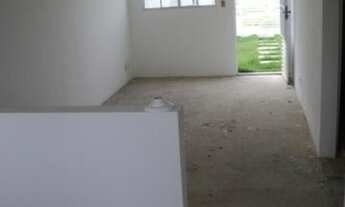 Imagem 2: Casa térrea,não geminada, próxima a caieiras