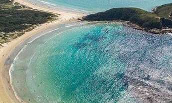Imagem 14: Feriados Cabo Frio Praia do Pero. Casa na rua atrás da Praia do Pero