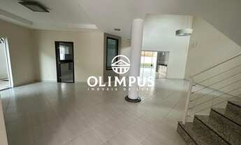 Imagem 2: Casa de condomínio sobrado para aluguel possui 360 metros quadrados com 4 quartos