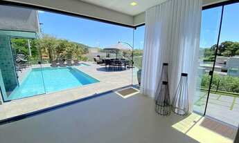 Imagem 2: Casa para Vender em Escarpas do Lago, moderna, com finíssima decoração