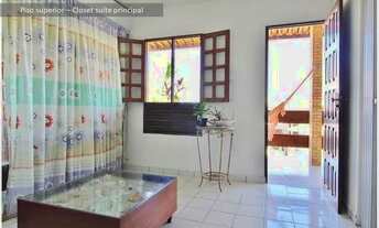 Imagem 5: Casa duplex em condomínio fechado com 257m² de área construída, 4 suítes e piscina