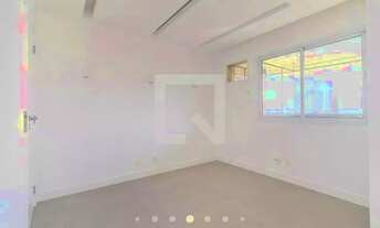 Imagem 4: Apartamento original 3q transformado em 2 com sala ampliada , 90m2, andar médio, sol da ma