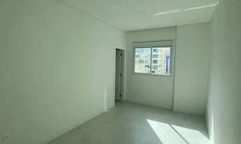 Imagem 7: Apto 4 Suítes e 03 Vagas na Meia Praia!!