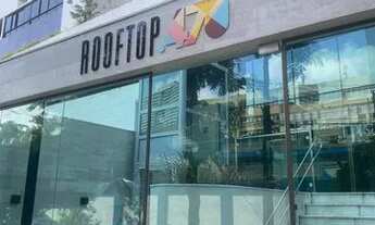 Imagem: Studio - de frente do Colégio Santa Maria