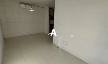 Imagem 2: Apartamento à venda, 2 quartos, 1 suíte, 1 vaga, JARDIM HOLANDA - Uberlândia/MG