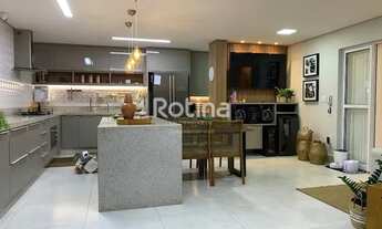 Imagem 5: Casa Condomínio Fechado para aluguel, 4 quartos, 4 suítes, 2 vagas, Granja Marileusa - Ube