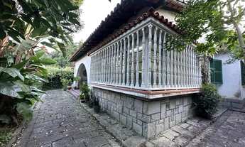 Imagem: TERESÓPOLIS - Casa Padrão - VÁRZEA