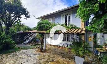 Imagem 4: Casa com 4 dormitórios para alugar, 243 m² por R$ 10.399,26/mês - Piratininga - Niterói/RJ