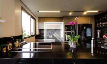 Imagem 3: Casa de condomínio para aluguel com 297 metros quadrados com 3 quartos