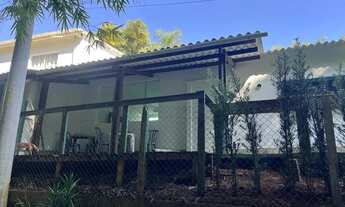 Imagem 6: Linda casa espaçosa em chácara ensolarada em meio a natureza