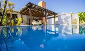 Imagem 3: Casa confortável Estilo Colonial em Madeira 4 suítes- Porto Seguro- BA