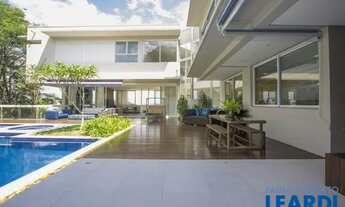 Imagem 3: CASA EM CONDOMÍNIO - TAMBORÉ - SP