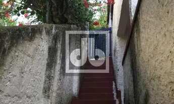 Imagem 7: SANTA TERESA - TRAVESSA DO ORIENTE - RARIDADE - RUA SEM SAÍDA COM GUARITA - CASA DUPLEX